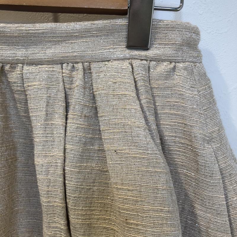 ジルスチュアート JILLSTUART スカート ひざ丈スカート 2 無地 X ベージュ / ベージュ / X 金 / ゴールド / レディース USED 古着 中古 10016411