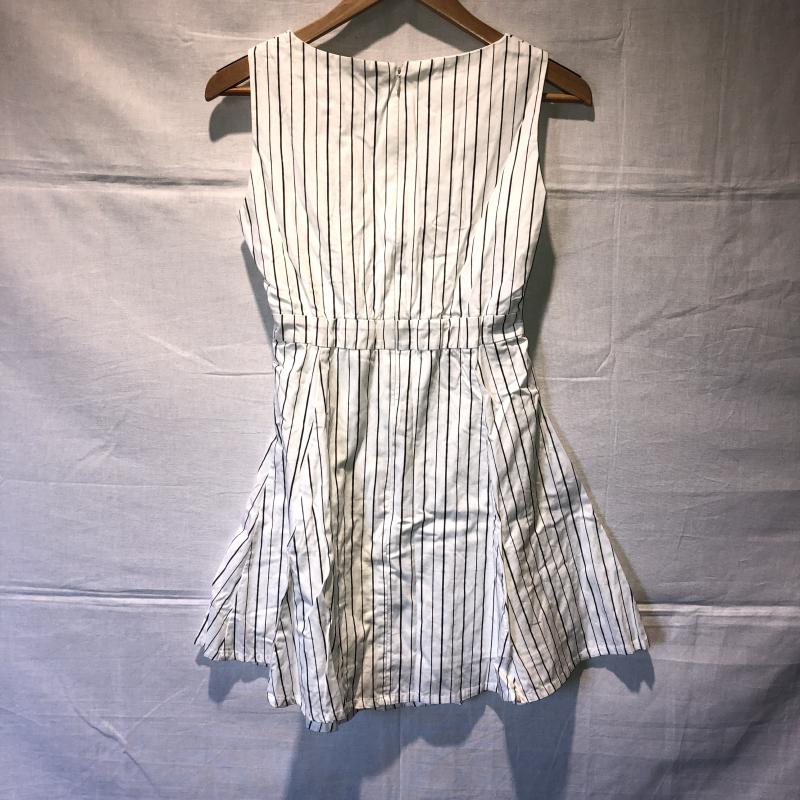 ティティーアンドコー titty&Co. ワンピース ミニスカート S ストライプ 白 / ホワイト / X 黒 / ブラック / レディース USED 古着 中古 10016421