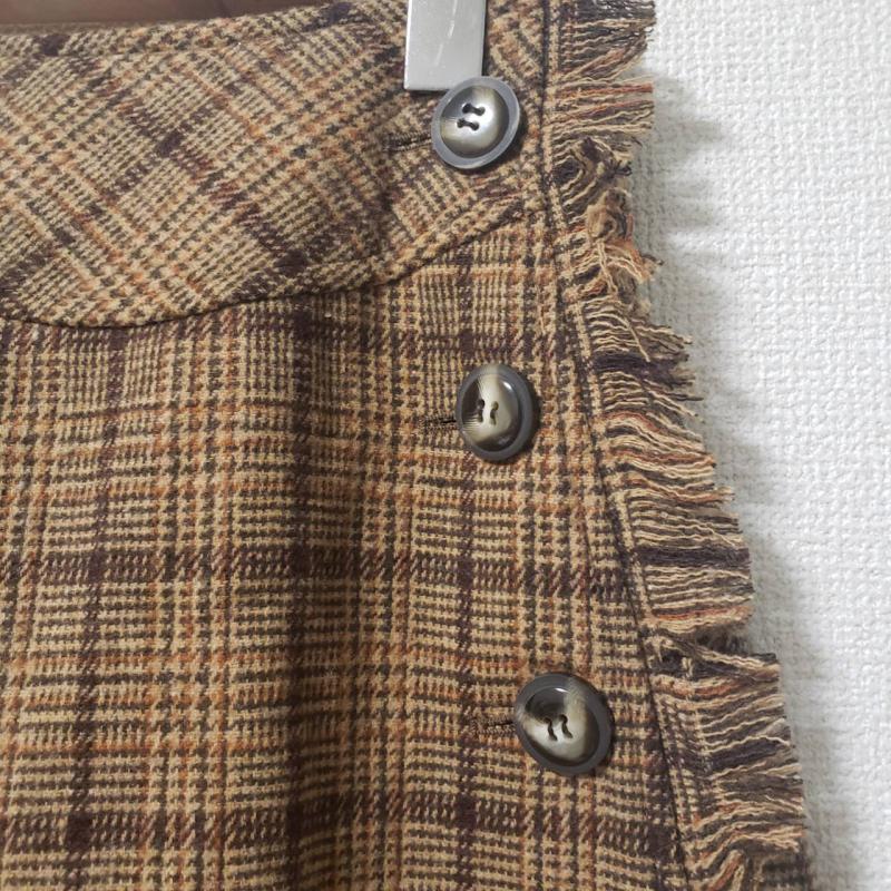 オリーブデオリーブ OLIVE des OLIVE スカート ひざ丈スカート M チェック 茶 / ブラウン / X ベージュ / ベージュ / レディース USED 古着 中古 10016822