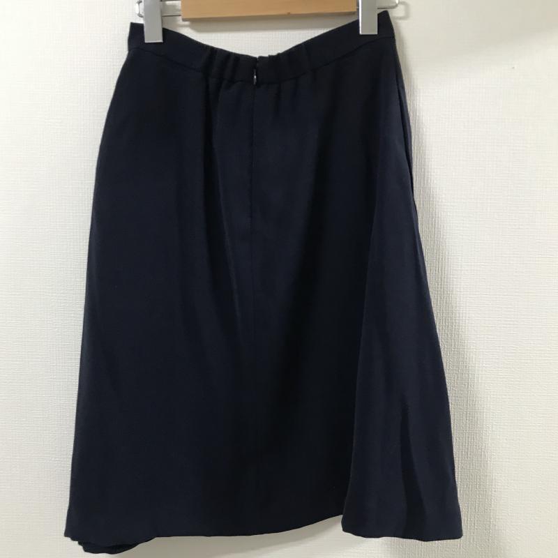 エンネア Ennea スカート ひざ丈スカート 38 無地 紺 / ネイビー / レディース USED 古着 中古 10017220