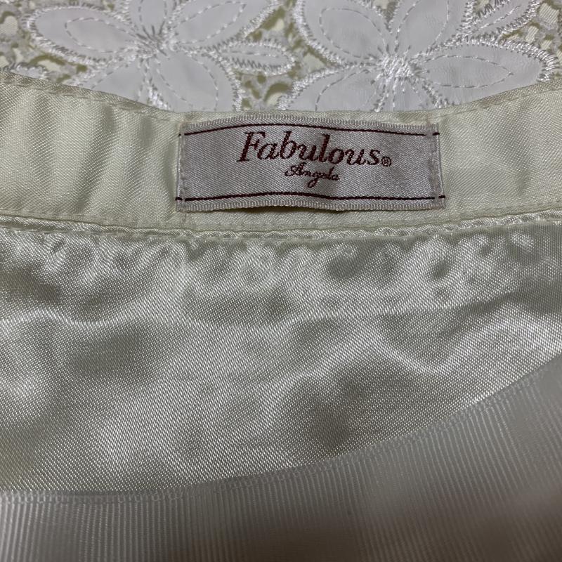 ファビュラス FABULOUS スカート ひざ丈スカート M 花柄 白 / ホワイト / レディース USED 古着 中古 10017267