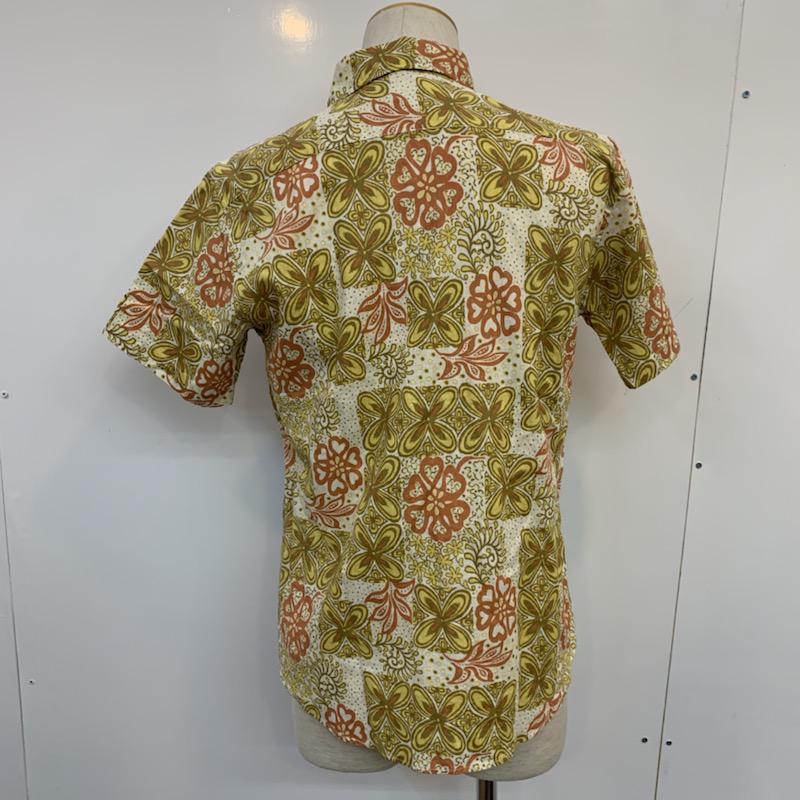 アーバンリサーチ URBAN RESEARCH シャツ、ブラウス 半袖 カジュアルシャツ 花柄 38 花柄 ベージュ / ベージュ / X 桃 / ピンク / X マスタード / マスタード / X アイボリー / アイボリー / メンズ USED 古着 中古 10022834
