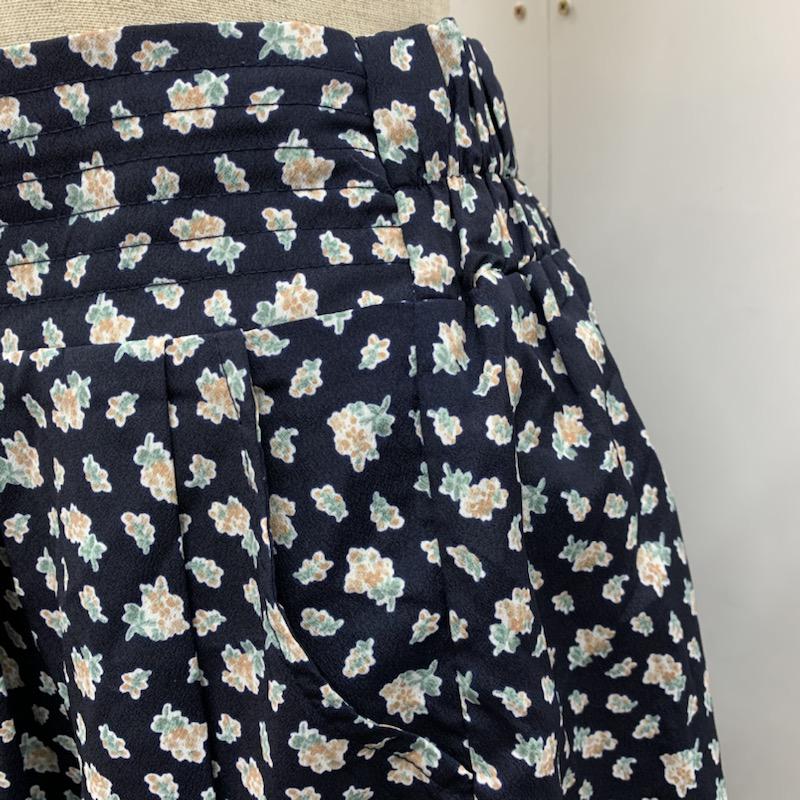 マジェスティックレゴン MAJESTIC LEGON パンツ ショートパンツ ショートパンツ 花柄 FREE 花柄 紺 / ネイビー / レディース USED 古着 中古 10023528