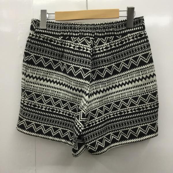 イング INGNI パンツ ボトムス パンツ ショートパンツ M 白 / ホワイト / X 黒 / ブラック / レディース USED 古着 中古 10025196