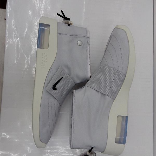 ナイキ NIKE スニーカー 靴 スニーカー AT8086-001 Air Fear of God Moccasin 27.5cm 箱有 27.5cm 無地 白 / ホワイト / メンズ USED 古着 中古 10025518