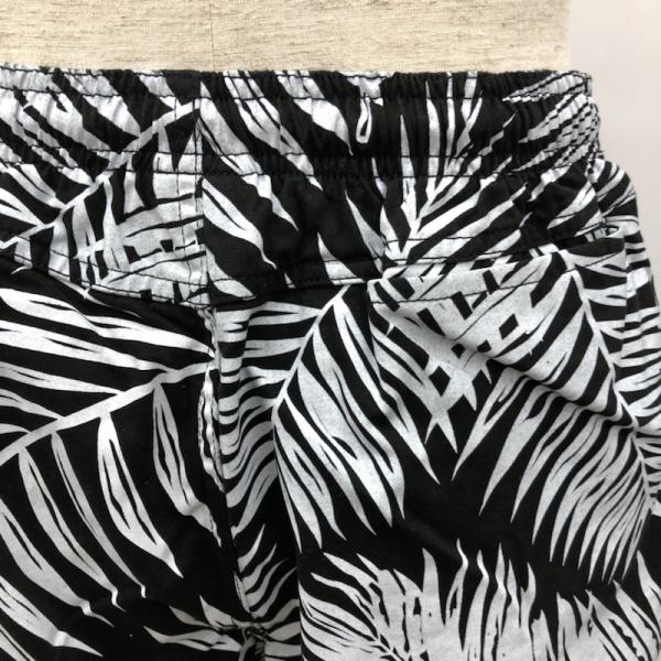 ステューシー STUSSY パンツ ショートパンツ ボトムス パンツ ショートパンツ ボタニカル柄 タグ付き M 総柄 白 / ホワイト / X 黒 / ブラック / メンズ USED 古着 中古 10026100