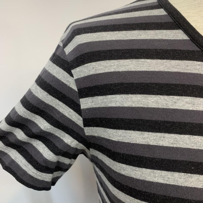 バーバリーブラックレーベル BURBERRY BLACK LABEL Tシャツ 半袖 ボーダー ワンポイント 2 ボーダー柄 X ワンポイント 黒 / ブラック / X 灰 / グレー / メンズ USED 古着 中古 10026292