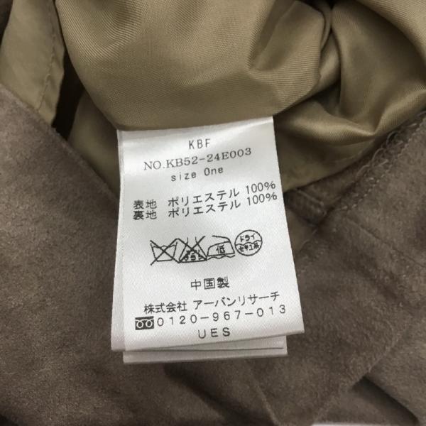 ケービーエフ KBF パンツ ボトムス パンツ ショートパンツ 無地 KB52-24E003 スエードショートパンツ ONE 無地 ベージュ / ベージュ / レディース USED 古着 中古 10027186