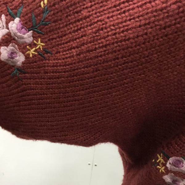 ナイスクラップ NICE CLAUP ニット、セーター ニット セーター 長袖 Vネック 刺繍 FREE レディース USED 古着 中古 10027193