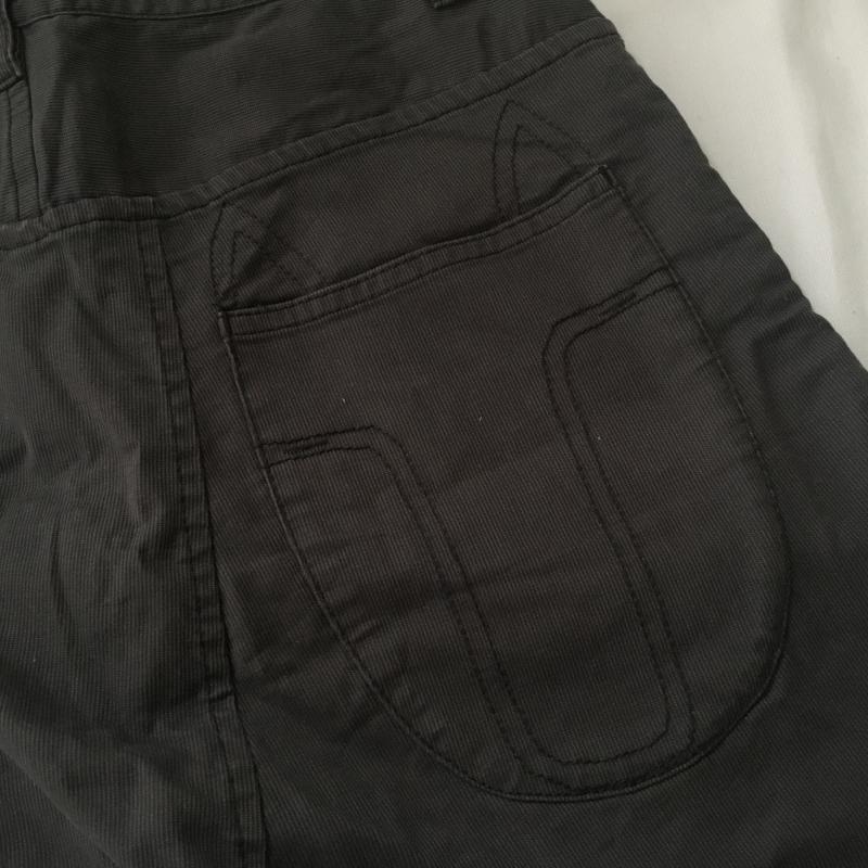 ツモリチサト TSUMORI CHISATO パンツ ショートパンツ 1 無地 灰 / グレー / レディース USED 古着 中古 10029349