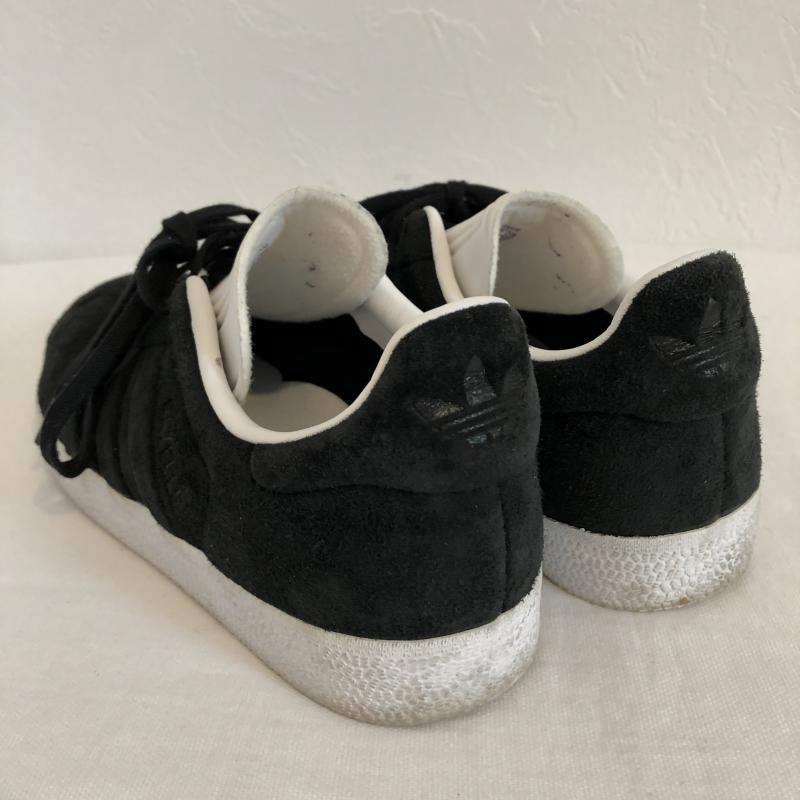 アディダス adidas スニーカー スニーカー ガゼル スウェード ローカット CQ2358 22.5cm 無地 X ロゴ、文字 X プリント X ワンポイント 黒 / ブラック / X 白 / ホワイト / メンズ USED 古着 中古 10029369