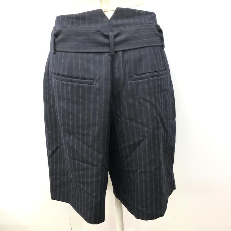 トゥモローランド TOMORROWLAND パンツ ショートパンツ DES PRES 1 ストライプ 紺 / ネイビー / レディース USED 古着 中古 10032083