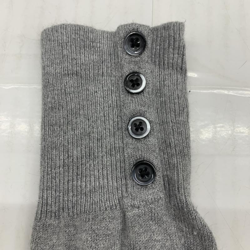 アパートバイローリーズ apart by lowrys ニット、セーター 長袖 Vネック M 無地 レディース USED 古着 中古 10032398