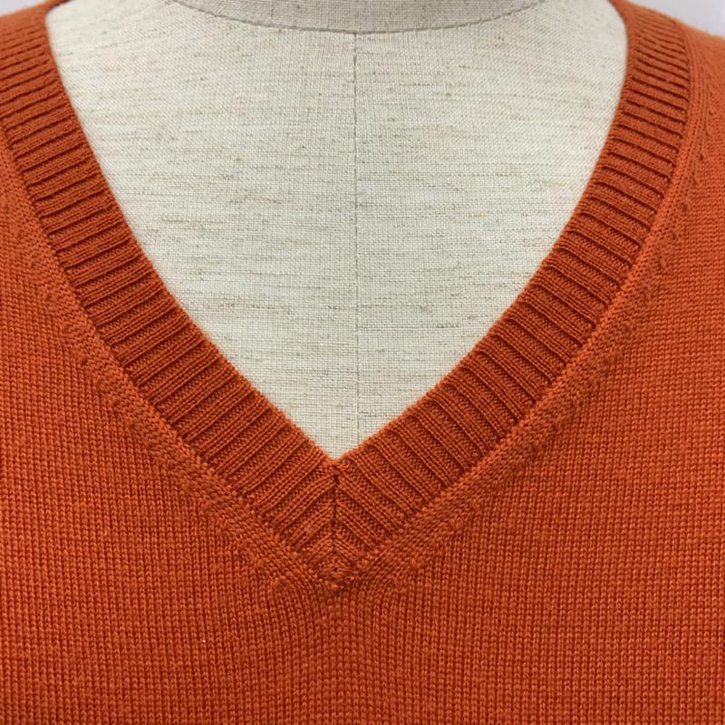 バーバリーブラックレーベル BURBERRY BLACK LABEL ニット、セーター 長袖 Vネック 1 ワンポイント 橙 / オレンジ / メンズ USED 古着 中古 10032457