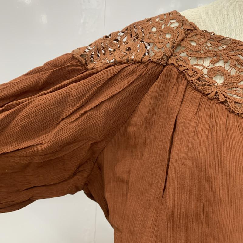 マウジー MOUSSY シャツ、ブラウス 長袖 CONTRASTING LACE BLOUSE 010BAH30-6980 タグ付き FREE 無地 茶 / ブラウン / レディース USED 古着 中古 10032717