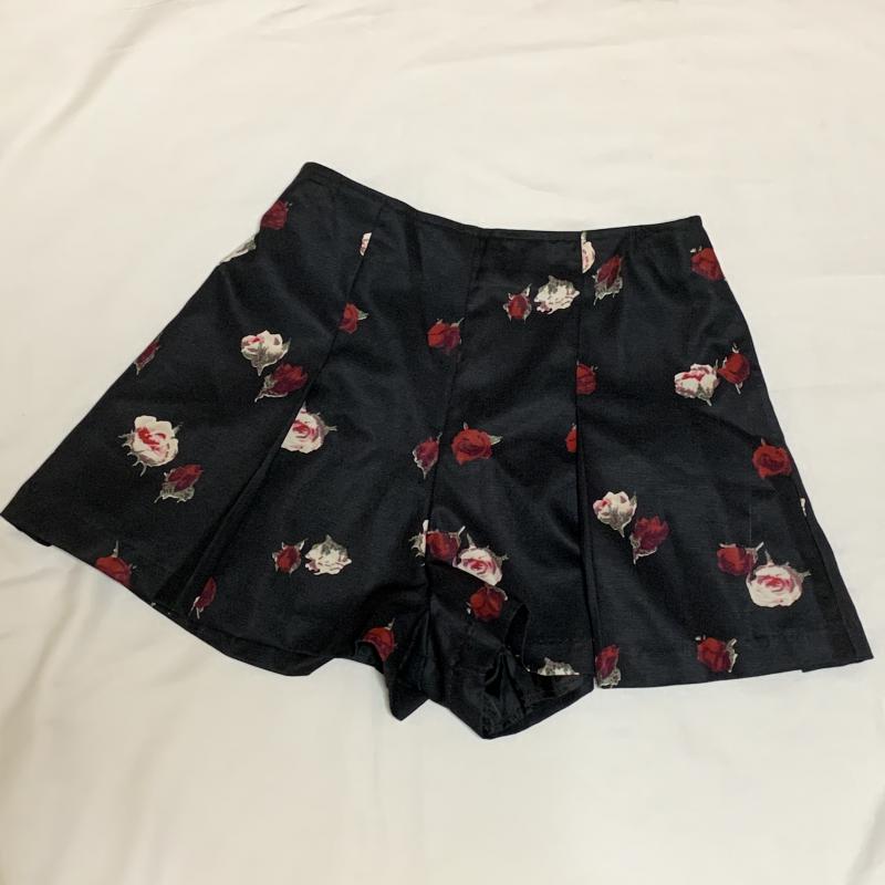 レディアゼル REDYAZEL パンツ ショートパンツ M 花柄 X プリント 黒 / ブラック / レディース USED 古着 中古 10032809