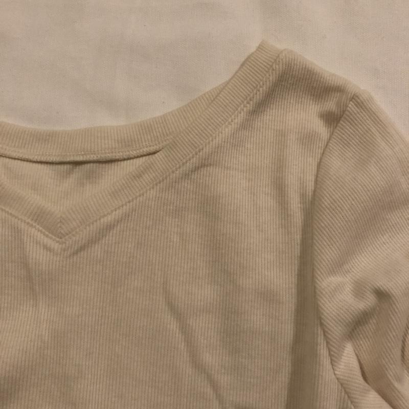 アースミュージックアンドエコロジー earth music&ecology カットソー 長袖 Vネック リブカットソー M 無地 ベージュ / ベージュ / X 黒 / ブラック /  レディース USED 古着 中古 10033046