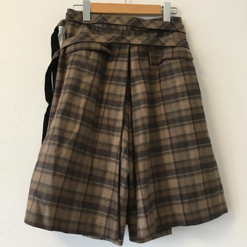 アンスクウィーキー UNSQUEAKY パンツ キュロット 2 チェック X 総柄 茶 / ブラウン / X ベージュ / ベージュ / X 黒 / ブラック / レディース USED 古着 中古 10033612