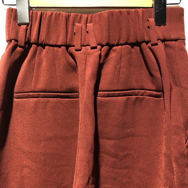 ユニクロ UNIQLO パンツ スラックス ワイドパンツ S 無地 えんじ / ワインレッド / レディース USED 古着 中古 10033657
