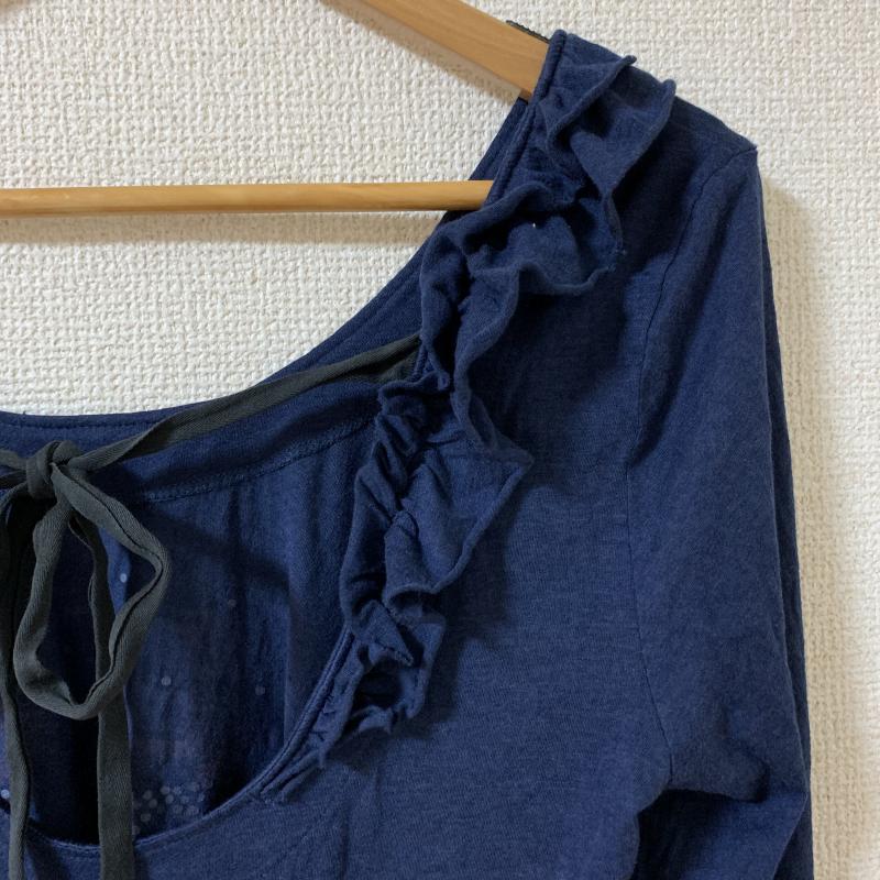 ジューシークチュール JUICY COUTURE カットソー 長袖 M ロゴ、文字 X 花柄 X プリント X 無地 紺 / ネイビー /  レディース USED 古着 中古 10035674