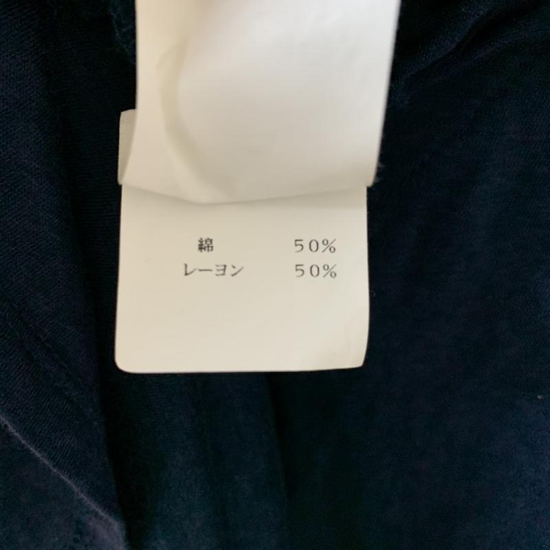 ジューシークチュール JUICY COUTURE カットソー 長袖 M ロゴ、文字 X 花柄 X プリント X 無地 紺 / ネイビー /  レディース USED 古着 中古 10035674