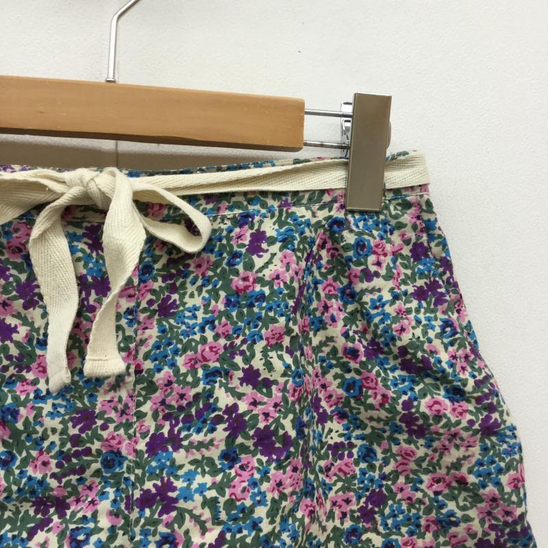 ビームス BEAMS パンツ ショートパンツ 花柄 ベージュ / ベージュ / X 青 / ブルー / X 桃 / ピンク / X 緑 / グリーン / レディース USED 古着 中古 10035919