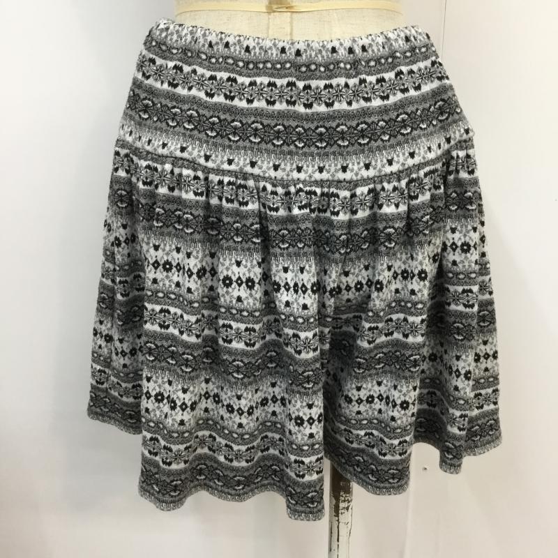 シュカ SHUCA パンツ ショートパンツ M 総柄 白 / ホワイト / X 黒 / ブラック / レディース USED 古着 中古 10044919