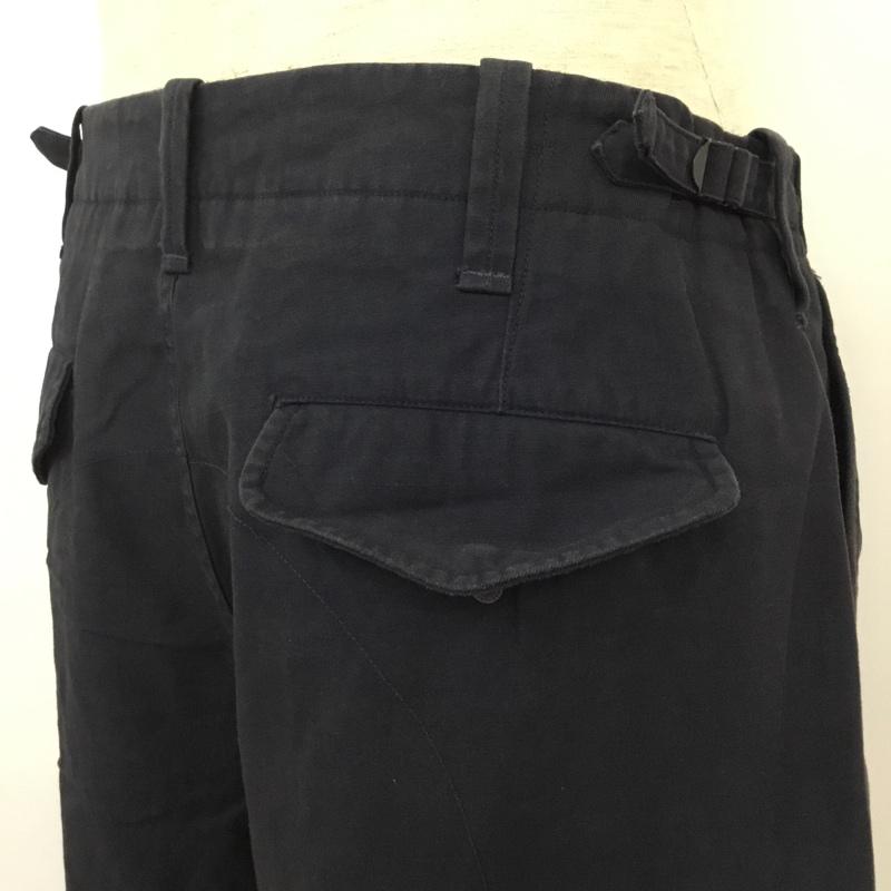 ビクトリノックス VICTORINOX パンツ ショートパンツ ハーフパンツ ワークパンツ 32 無地 紺 / ネイビー / メンズ USED 古着 中古 10046122