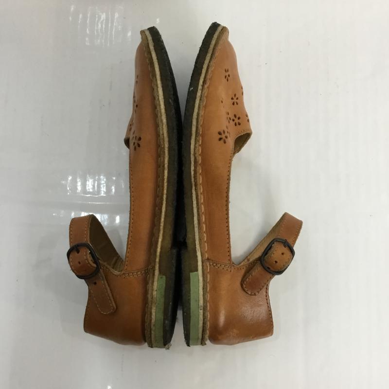 クラークス オリジナルズ Clarks Originals カジュアルシューズ カジュアルシューズ レザー ストラップ 花 1204500629 花柄 茶 / ブラウン / レディース USED 古着 中古 10048095