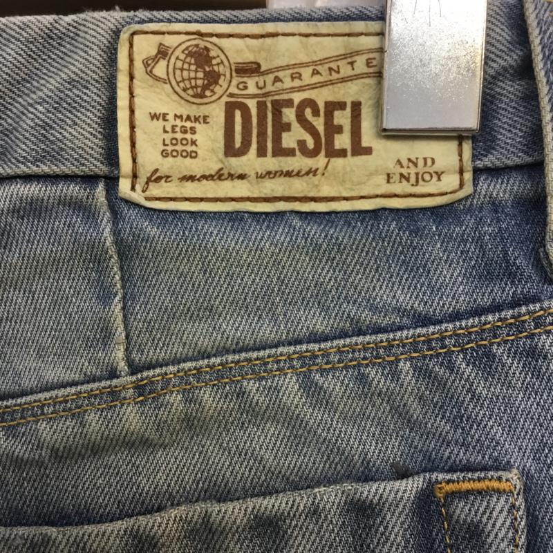 ディーゼル DIESEL パンツ デニム、ジーンズ FLAIRLEGG 0888Z ワイドパンツ W23L32 無地 水色 / ライトブルー / レディース USED 古着 中古 10055327