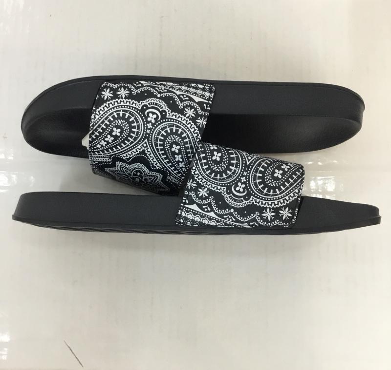 キス KITH サンダル サンダル Bandana Paisley Beach Slides 30.0cm ペイズリー 紺 / ネイビー / メンズ USED 古着 中古 10055347
