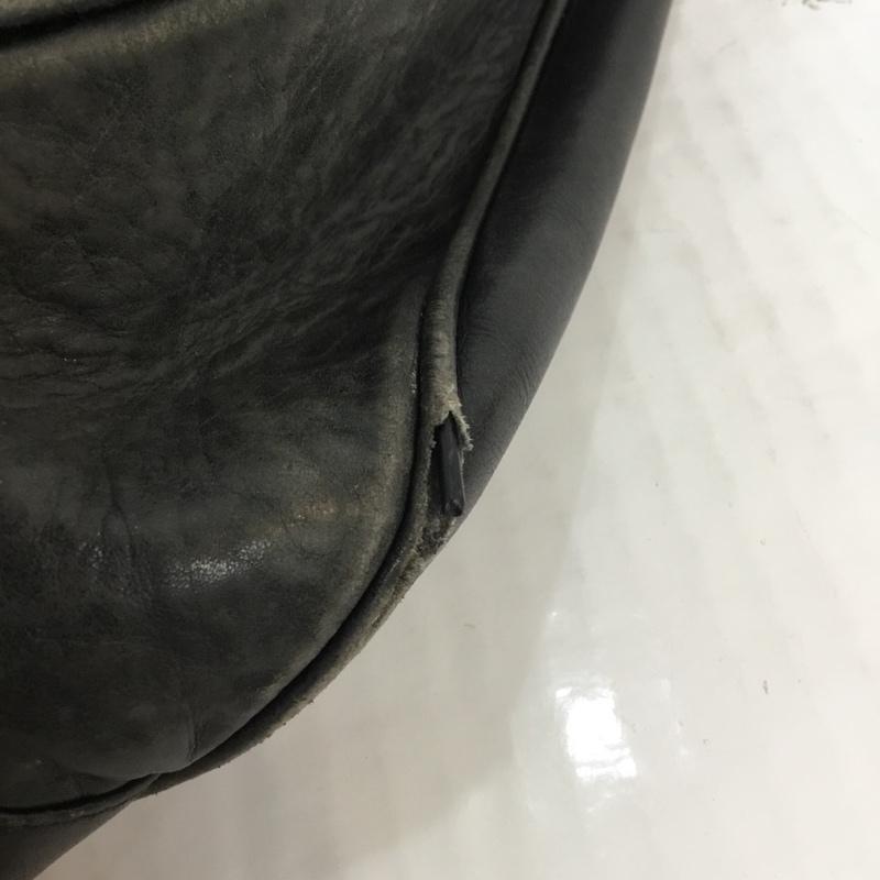 グッチ GUCCI ショルダーバッグ ショルダーバッグ レザー 斜め掛け 無地 黒 / ブラック / メンズ USED 古着 中古 10056015