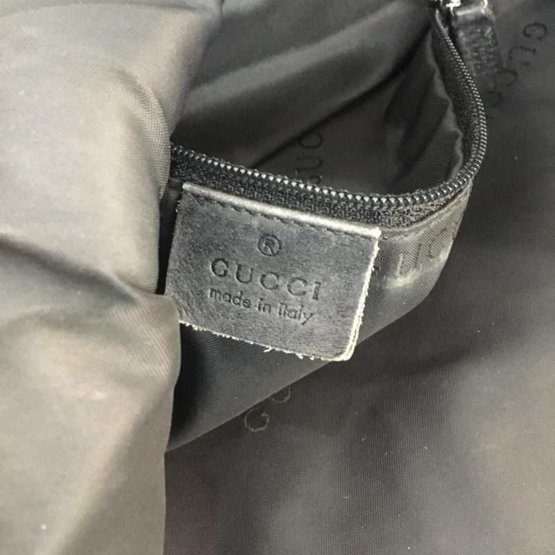 グッチ GUCCI ショルダーバッグ ショルダーバッグ レザー 斜め掛け 無地 黒 / ブラック / メンズ USED 古着 中古 10056015