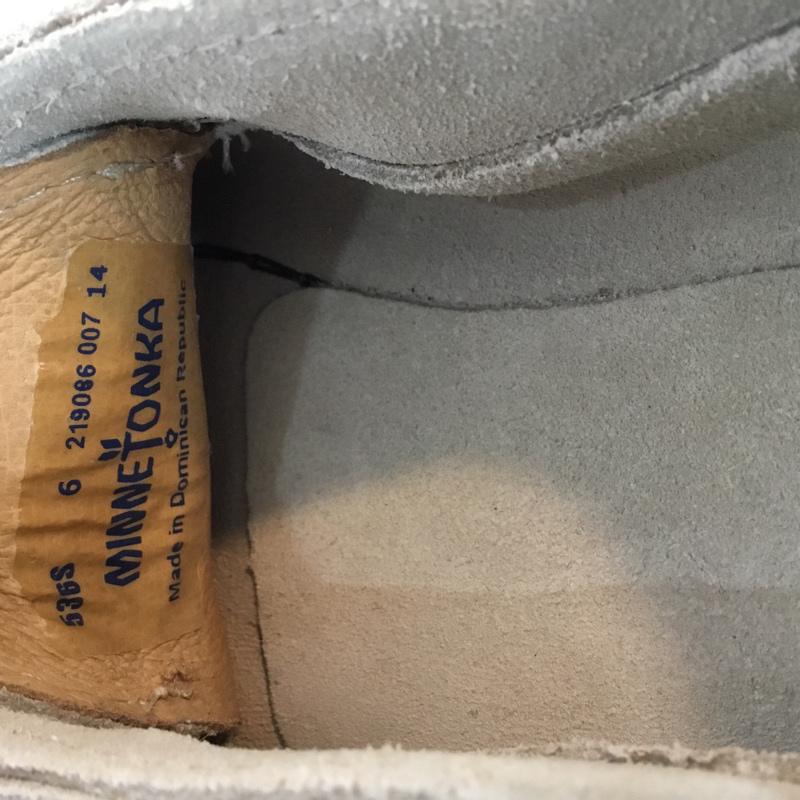 スライ SLY カジュアルシューズ カジュアルシューズ MINNETONKA ミネトンカ スタッズ フリンジ 無地 ベージュ / ベージュ / レディース USED 古着 中古 10059096