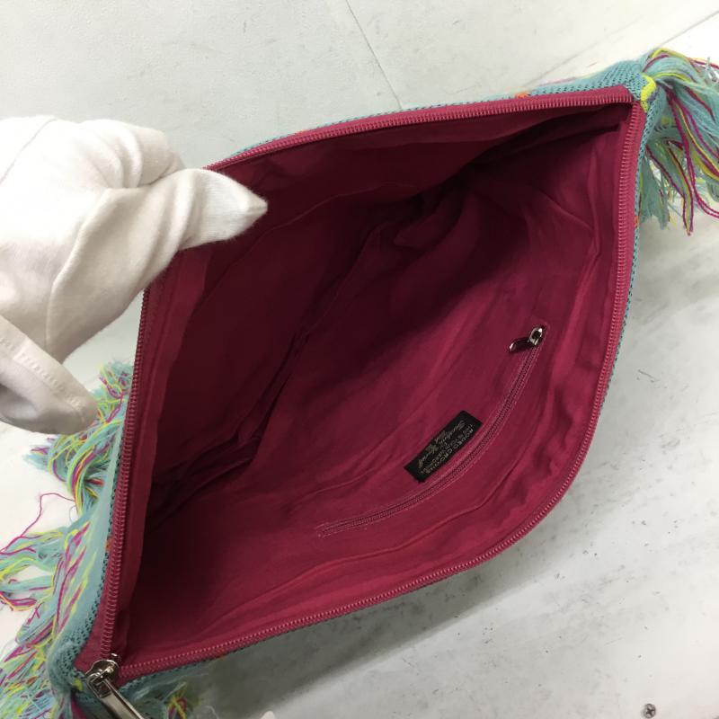 ロデオクラウンズ Rodeo Crowns クラッチバッグ、パーティバッグ クラッチバッグ、パーティバッグ カラフルジャガードクラッチバッグ 総柄 水色 / ライトブルー / レディース USED 古着 中古 10061105