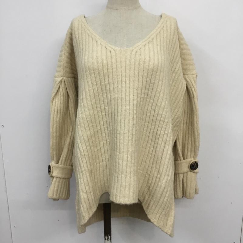 スライ SLY ニット、セーター 長袖 030BAK70-7800 BUTTON SLEEVE Vネック ボタン FREE 無地 アイボリー / アイボリー / レディース USED 古着 中古 10063820
