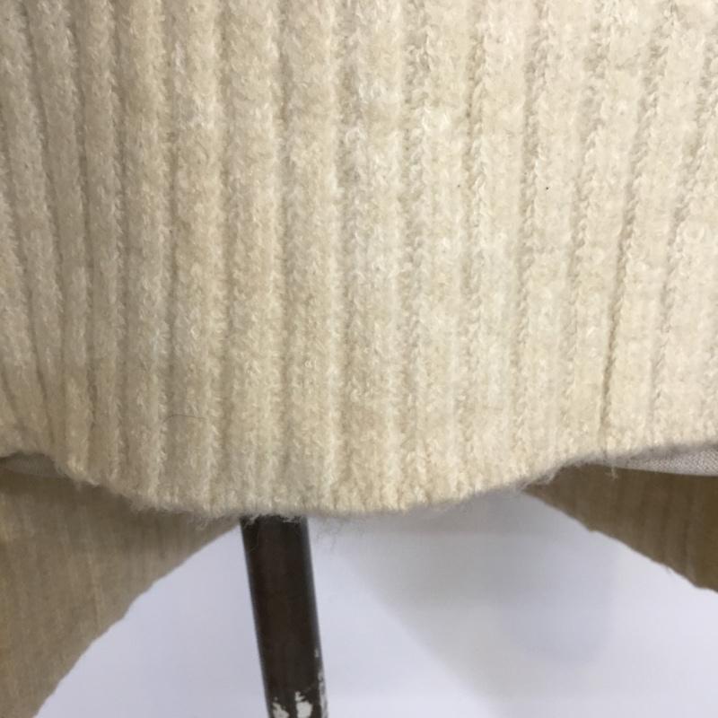 スライ SLY ニット、セーター 長袖 030BAK70-7800 BUTTON SLEEVE Vネック ボタン FREE 無地 アイボリー / アイボリー / レディース USED 古着 中古 10063820