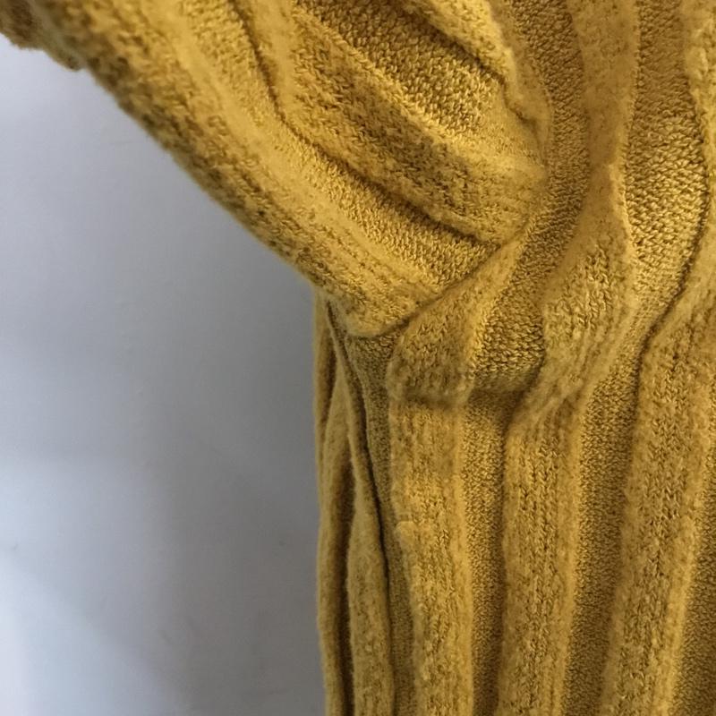 ザラ ZARA TRAFALUC ニット、セーター 長袖 M 無地 マスタード / マスタード / レディース USED 古着 中古 10063827