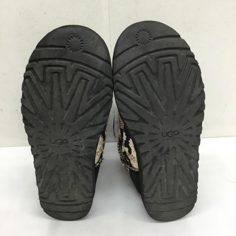 アグ UGG ブーツ 一般 Classic Short Reptile Calf Hair クラシックショート レプタイル カーフヘアー パイソン 23.0cm アニマル柄 黒 / ブラック / X 白 / ホワイト / X 茶 / ブラウン / レディース USED 古着 中古 10066143