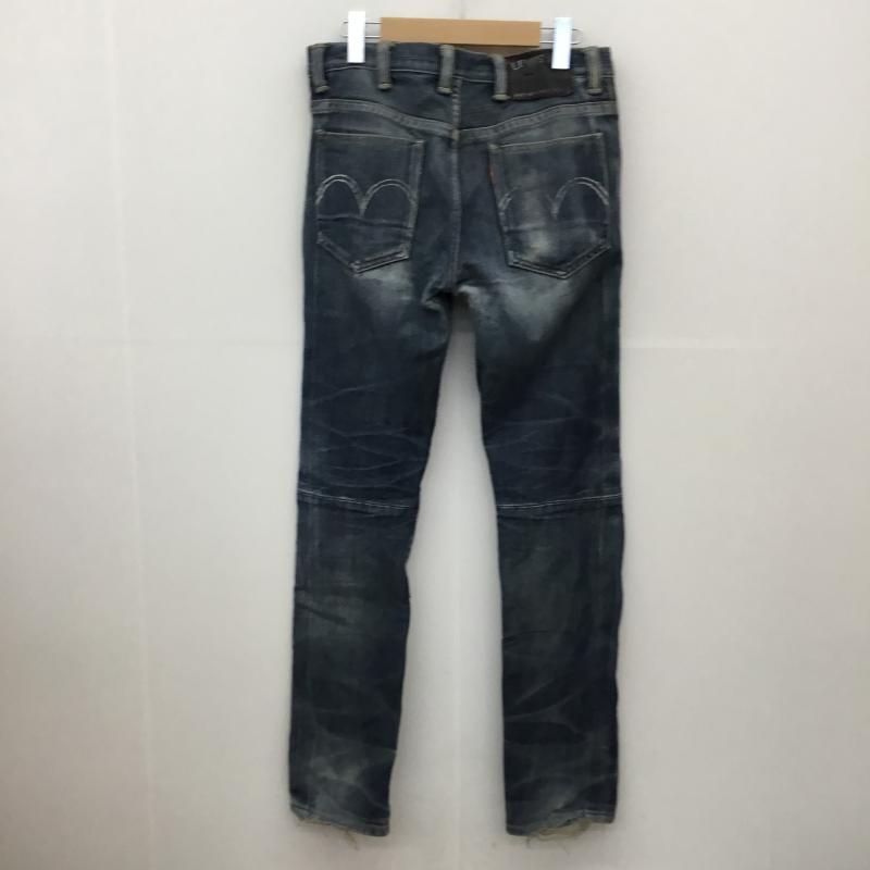 リーバイスレッド Levi's RED パンツ デニム、ジーンズ ヨーロッパ企画 ダメージ加工 立体デニム 31インチ ダメージ加工 青 / ブルー / メンズ USED 古着 中古 10066727