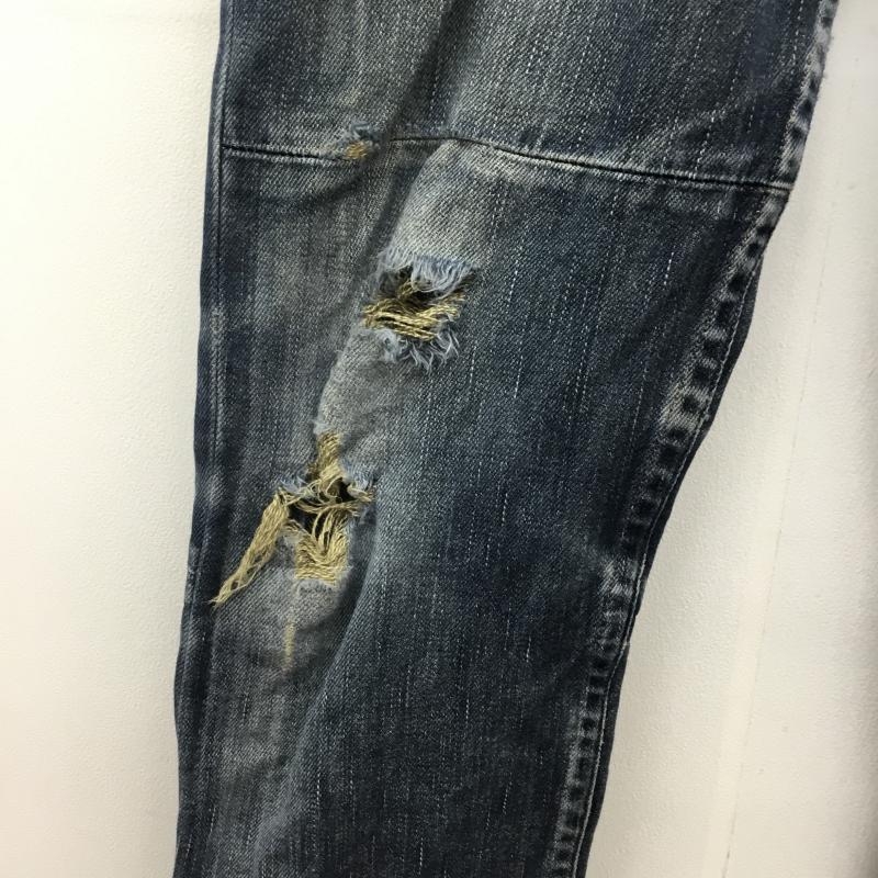 リーバイスレッド Levi's RED パンツ デニム、ジーンズ ヨーロッパ企画 ダメージ加工 立体デニム 31インチ ダメージ加工 青 / ブルー / メンズ USED 古着 中古 10066727