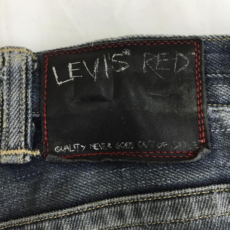 リーバイスレッド Levi's RED パンツ デニム、ジーンズ ヨーロッパ企画 ダメージ加工 立体デニム 31インチ ダメージ加工 青 / ブルー / メンズ USED 古着 中古 10066727