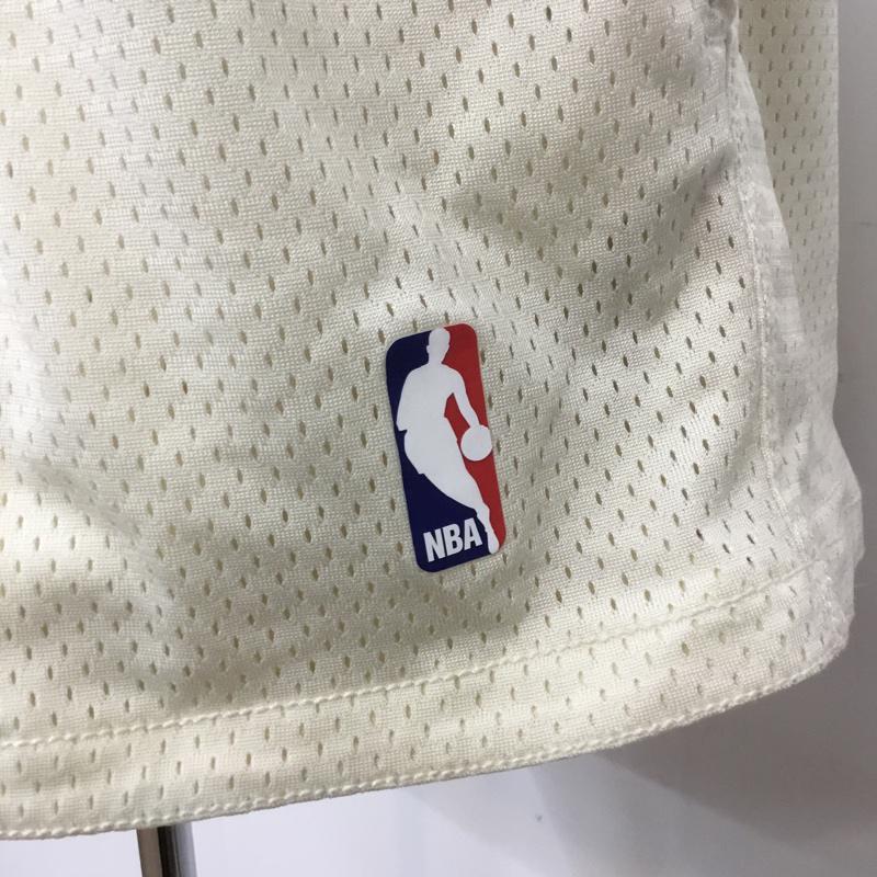 ナイキ NIKE パンツ ショートパンツ CU4690-271 NBA Fear of God L ワンポイント アイボリー / アイボリー / メンズ USED 古着 中古 10070298