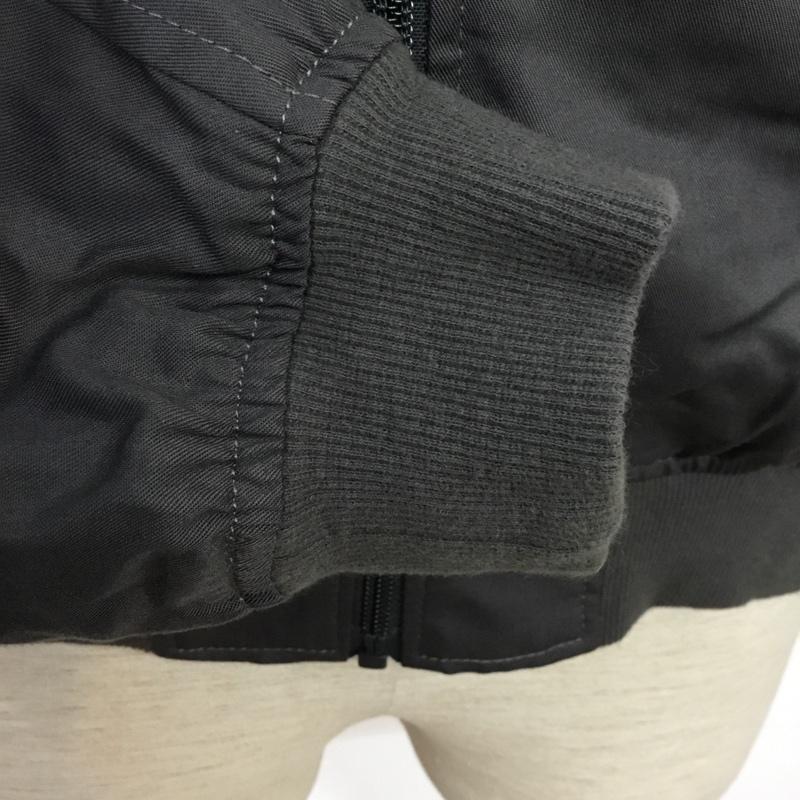 アイテムズ アーバンリサーチ ITEMS URBAN RESEARCH ジャケット、上着 ジャンパー、ブルゾン WH76-17Y001 40 刺繍 チャコールグレー / チャコールグレー / メンズ USED 古着 中古 10071102