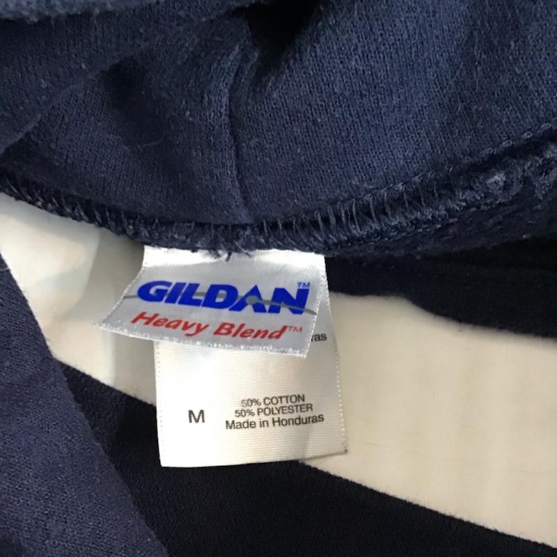 ギルダン GILDAN パーカー 長袖 プルオーバー スウェット M プリント 紺 / ネイビー / メンズ USED 古着 中古 10071992