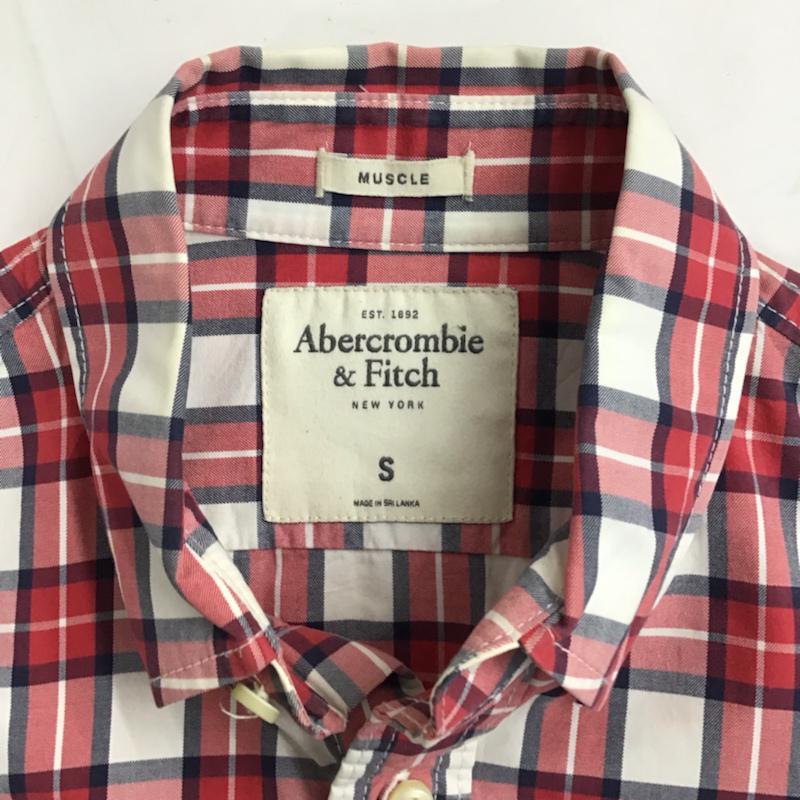 アバクロンビーアンドフィッチ ABERCROMBIE&FITCH シャツ、ブラウス 長袖 MUSCLE ボタンダウン チェック S ワンポイント 白 / ホワイト / X 赤 / レッド / X 紺 / ネイビー / メンズ USED 古着 中古 10072181