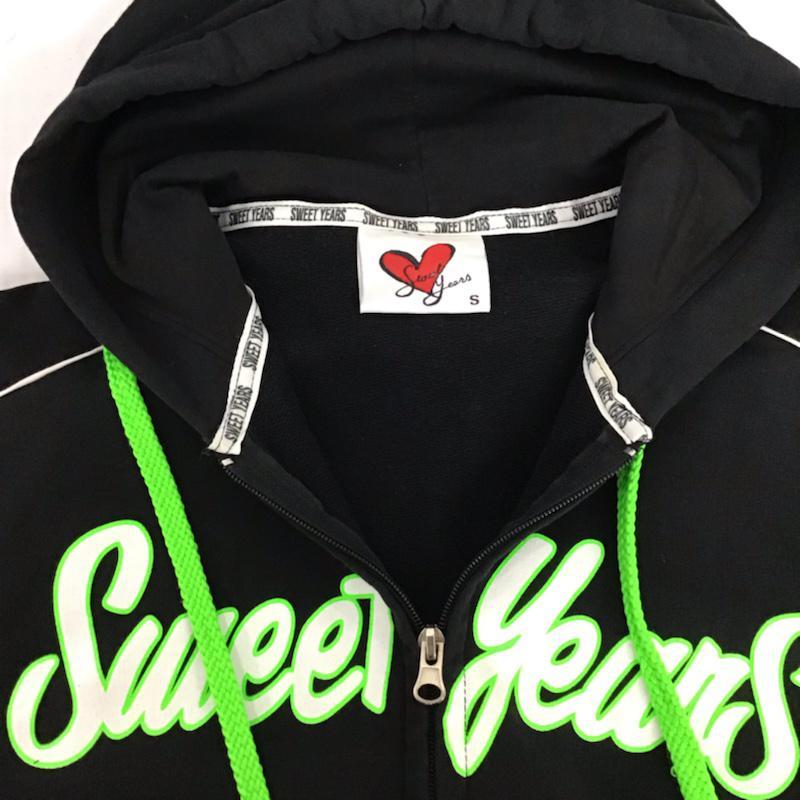 スウィートイヤーズ SWEET YEAR パーカー 長袖 ジップアップ S ロゴ、文字 黒 / ブラック / メンズ USED 古着 中古 10072363