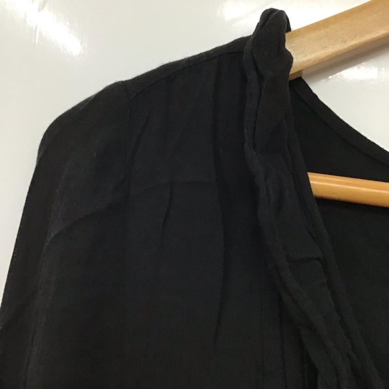 ローリーズファーム LOWRYS FARM シャツ、ブラウス 長袖 LF060033MN Vネック M 無地 黒 / ブラック / レディース USED 古着 中古 10072613