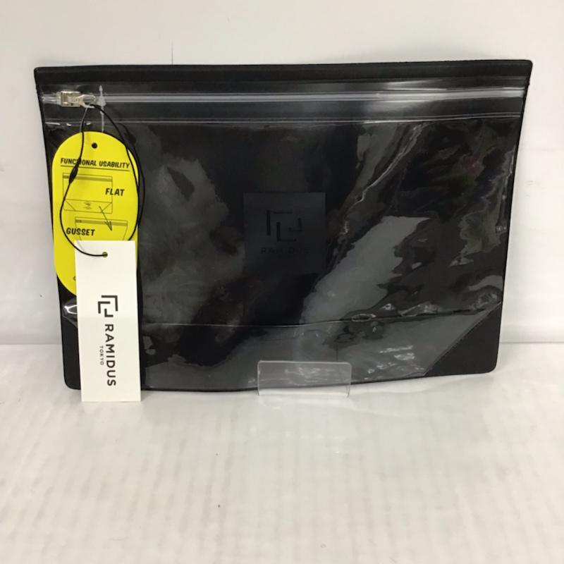ラミダス RAMIDUS ポーチ ポーチ GUSSET POUCH ガゼットポーチ タグ付き ロゴ、文字 黒 / ブラック / メンズ USED 古着 中古 10072999