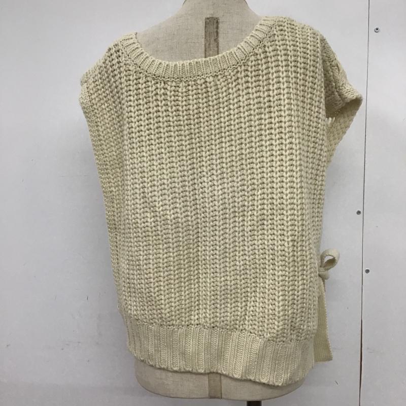 ムルーア MURUA ベスト ベスト 012110400501 FREE 無地 白 / ホワイト / レディース USED 古着 中古 10075394